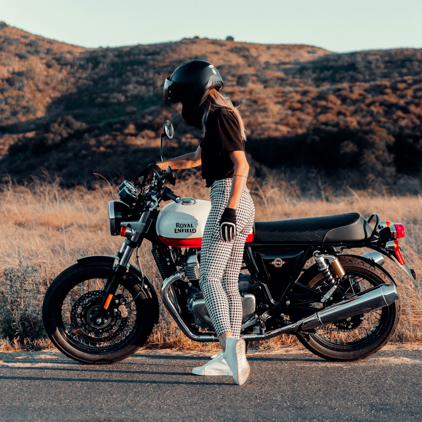 Top Tips for Women to Ride Confidently
